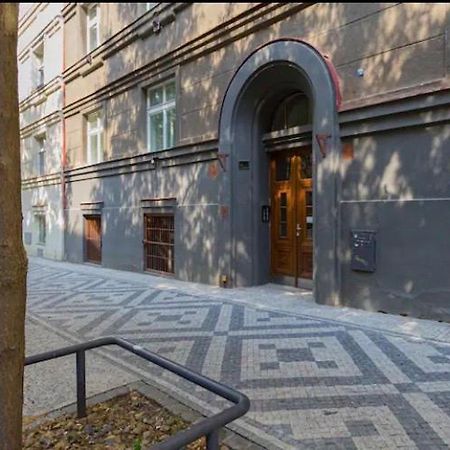 Lenka'S Cozy Red Studio + Lenka'S Cozy Gold Apartment Prague Extérieur photo